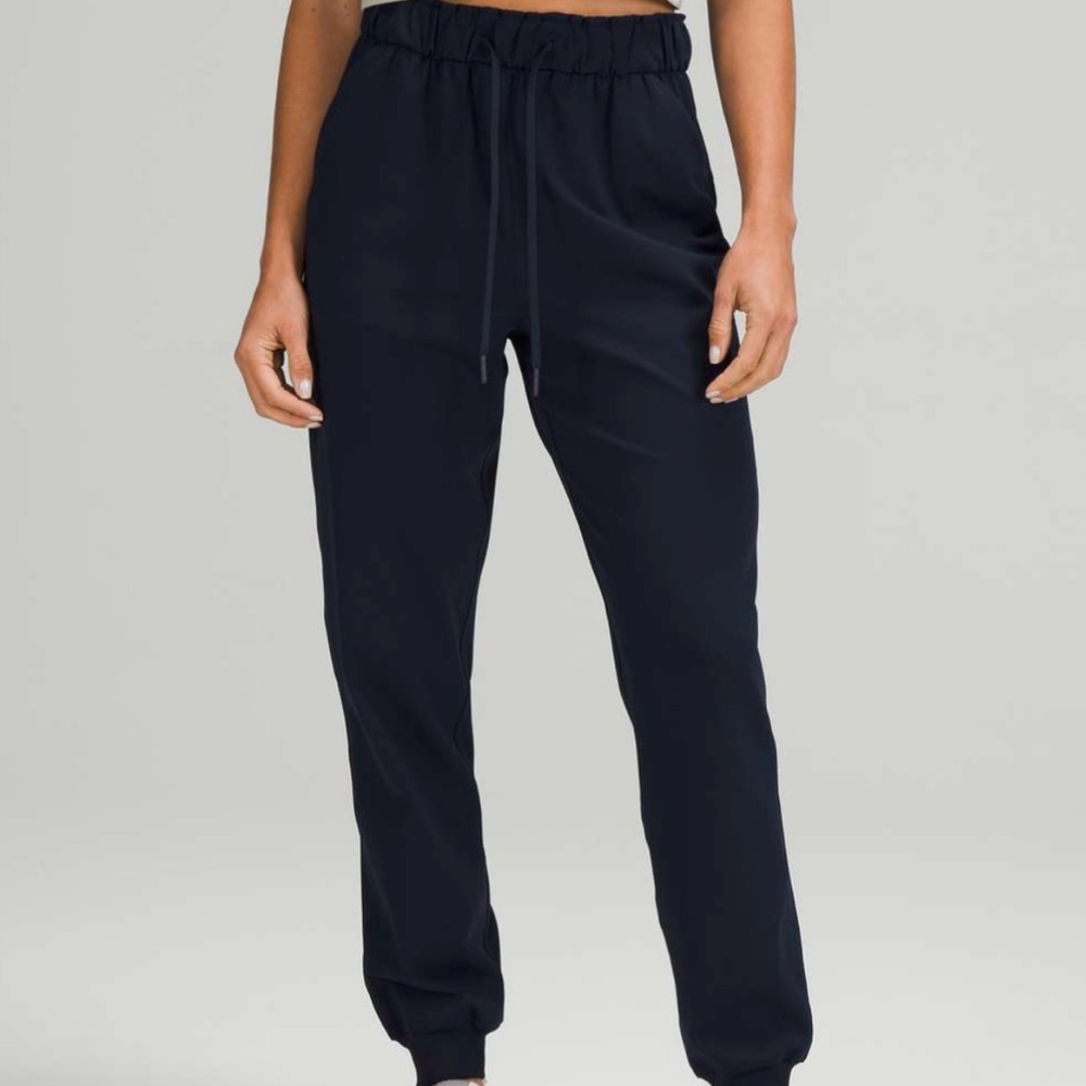 ✨ Lululemon High-Rise Joggers – Size 4, Navy Blue ✨